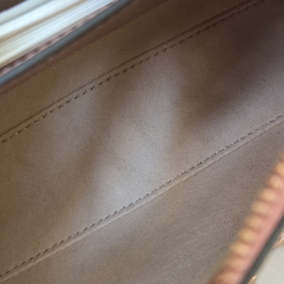 ❤️RESERVED - 1170cad - NEW!!! Gucci Pink Shoulder Bag - Picture 10 of 13